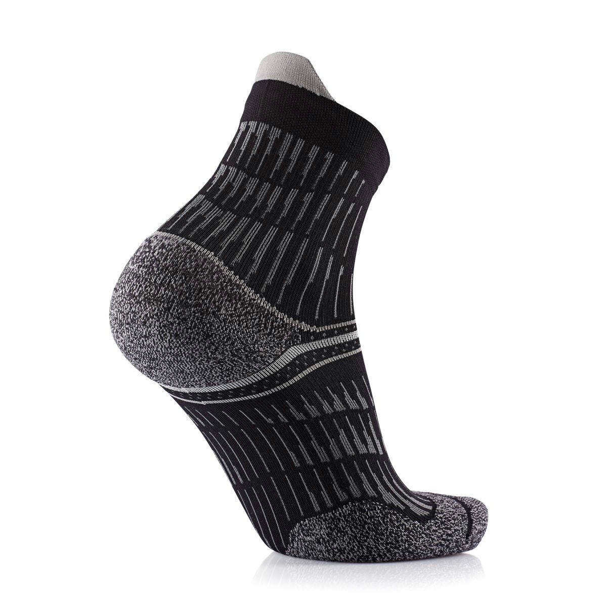 View the unisex's Run anatomic comfort socks in black from Sidas – Sidas  Canada